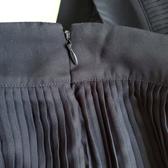 Ann Taylor Micro Pleat Mini Skirt 12 Tenniscore Preppy Nautical Classic Twee NEW - Picture 3 of 9